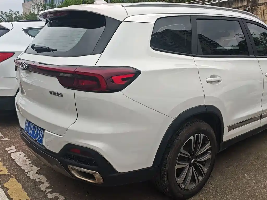 Chery Tiggo 8 2019 — фото 9