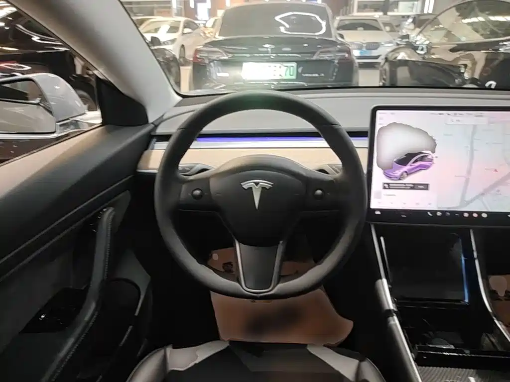 Tesla Model 3 2020 — фото 11