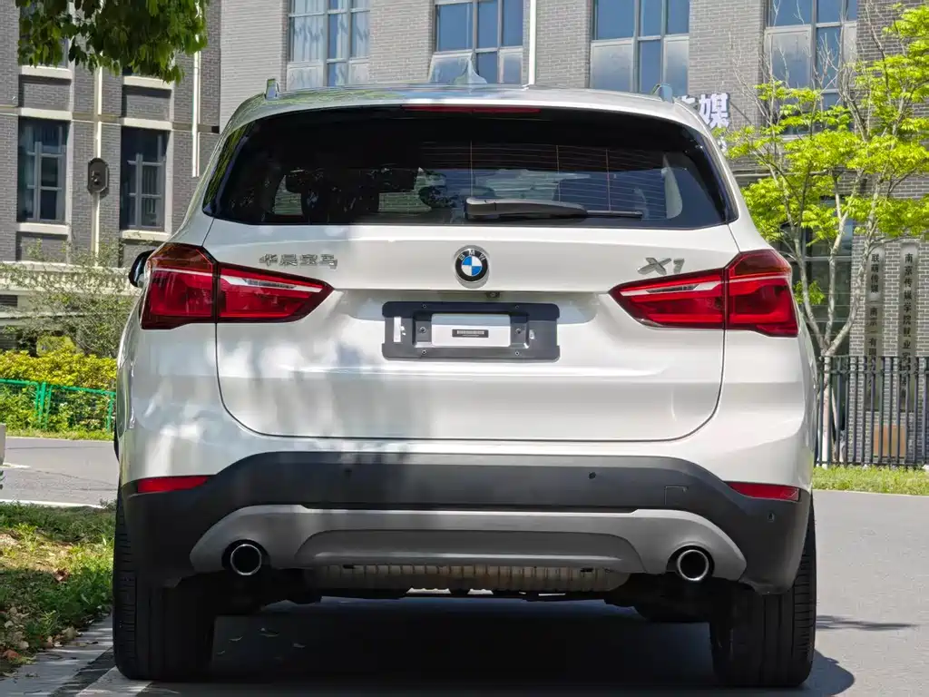 BMW X1 2018 — фото 4