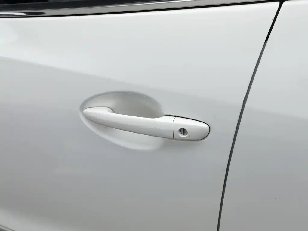 Mazda 3 Axela 2017 — фото 18