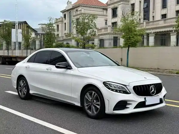 Mercedes-Benz C-Class 2020