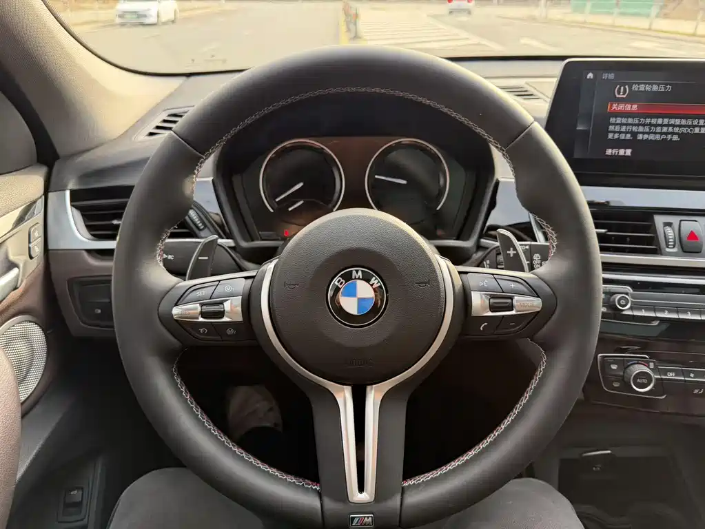 BMW X1 2022 — фото 13