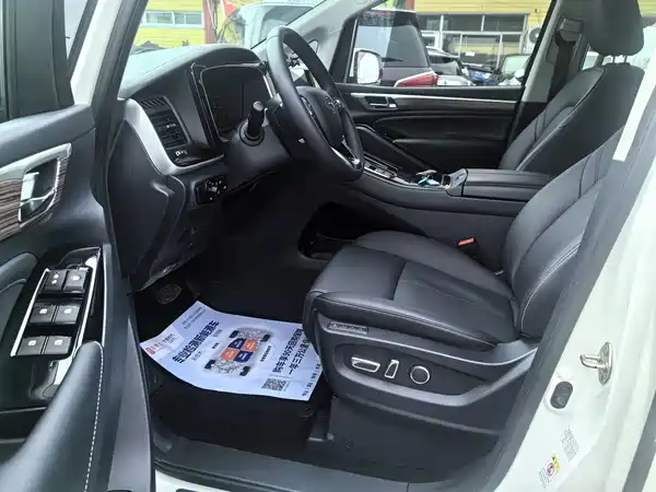 GAC Trumpchi M8 2022