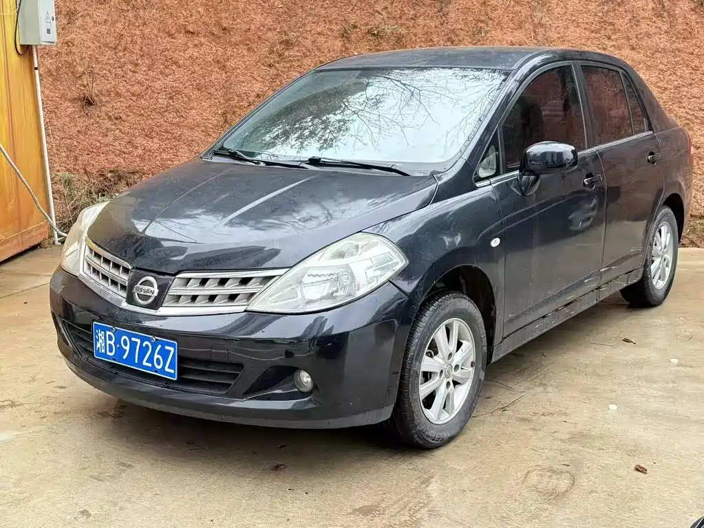Nissan Tiida 2009