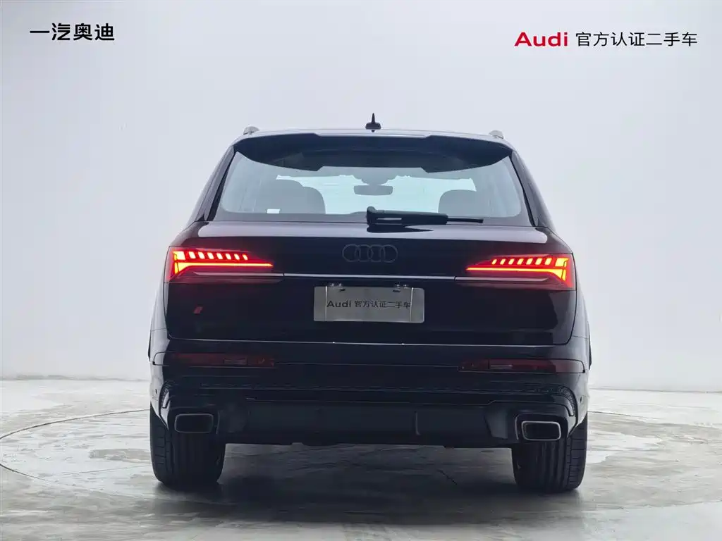 Audi Q7 2024 — фото 3