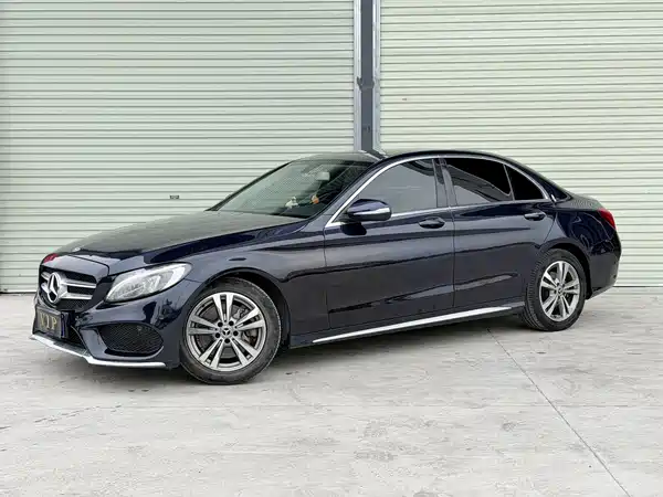 Mercedes-Benz C-Class 2018