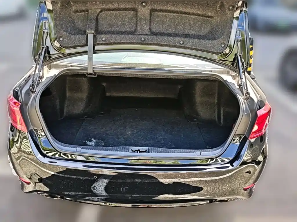Toyota Crown 2019 — фото 16