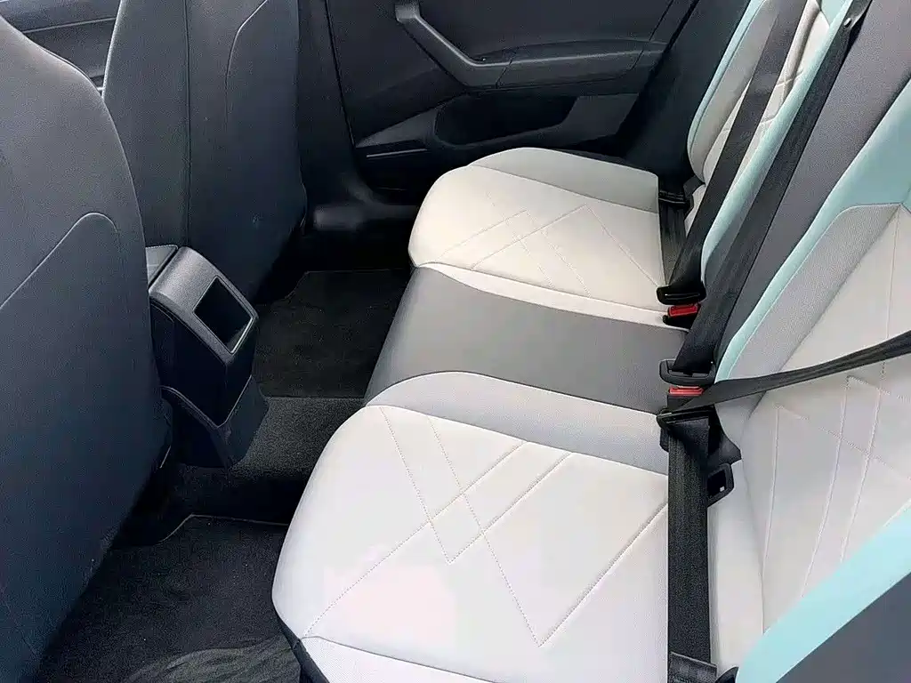 Volkswagen Lavida 2023 — фото 6