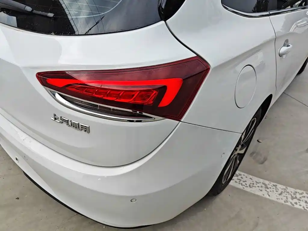 Buick Excelle 2018 — фото 24