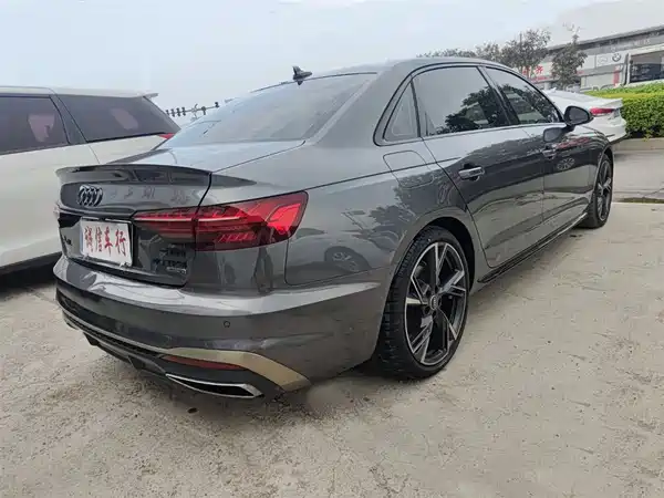 Audi A4L 2024