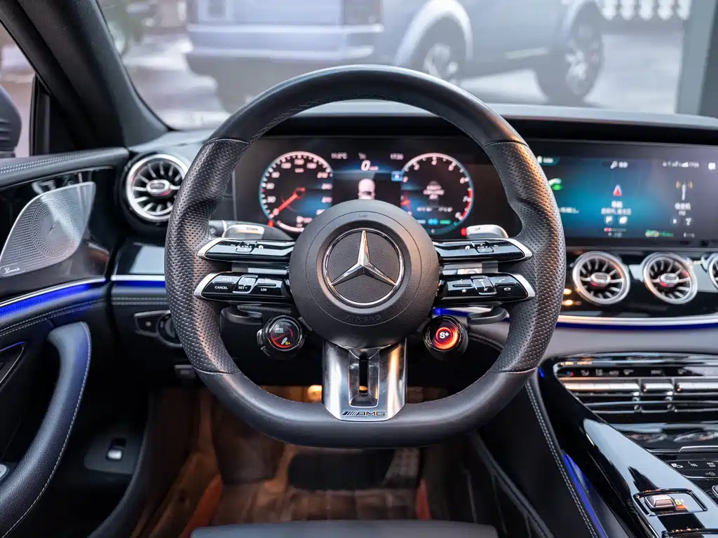 Mercedes-Benz AMG GT 2023 — фото 6