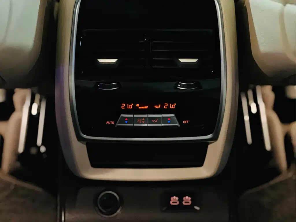 BMW X7 2019 — фото 12