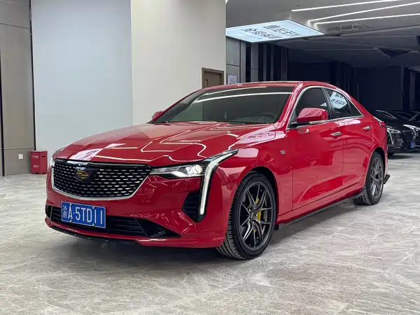 Cadillac CT4 2022