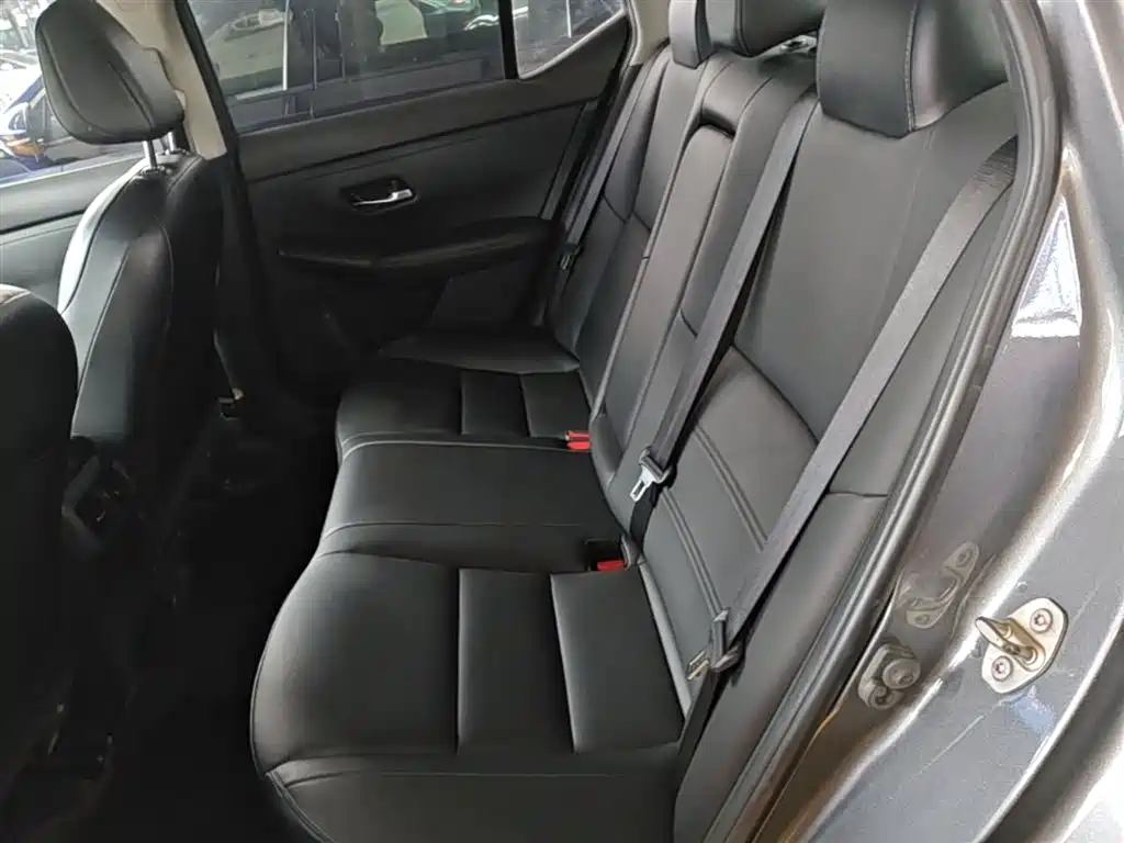 Nissan Sylphy 2020 — фото 17