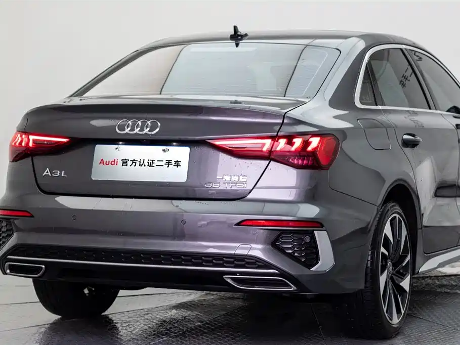 Audi A3 2024 — фото 19