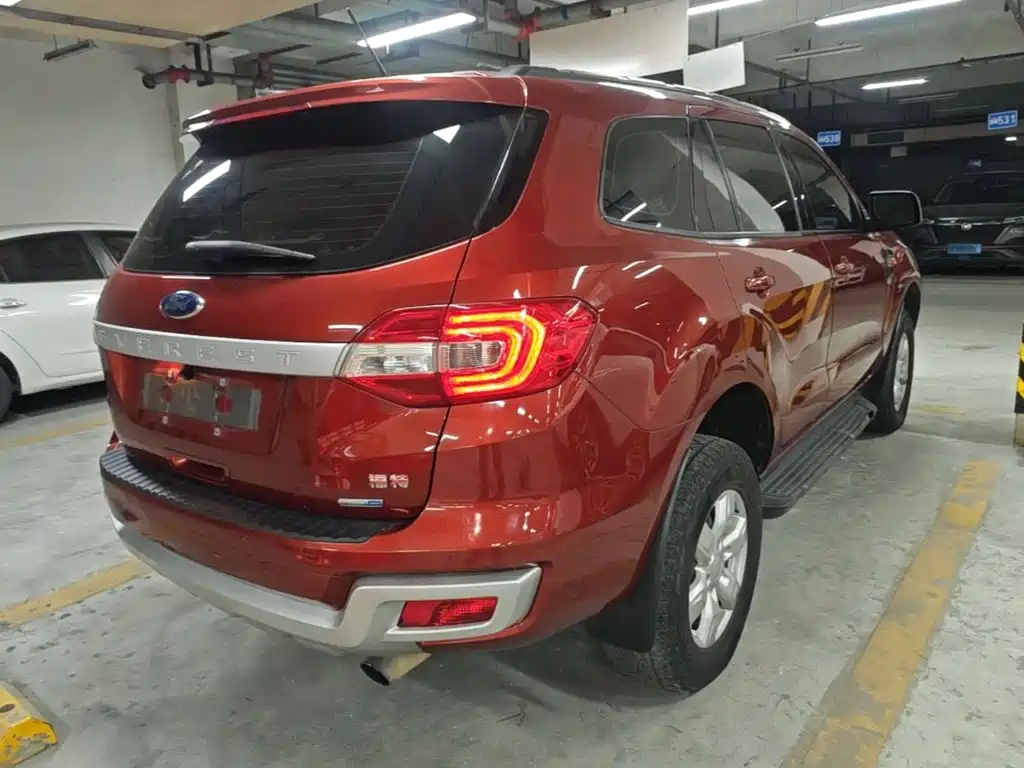 Ford Everest 2018 — фото 7