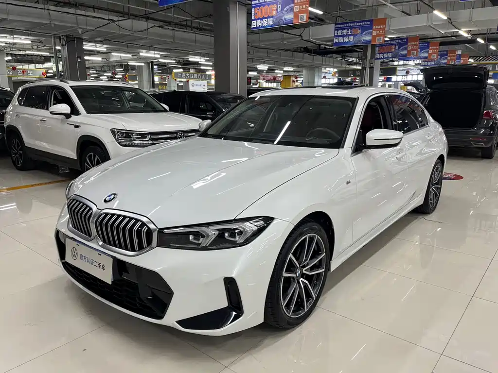 BMW 3 Series 2023 — фото 1