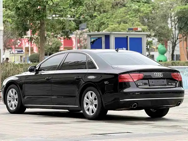 Audi A8 2013