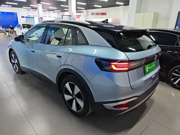 Volkswagen ID.4 X 2025