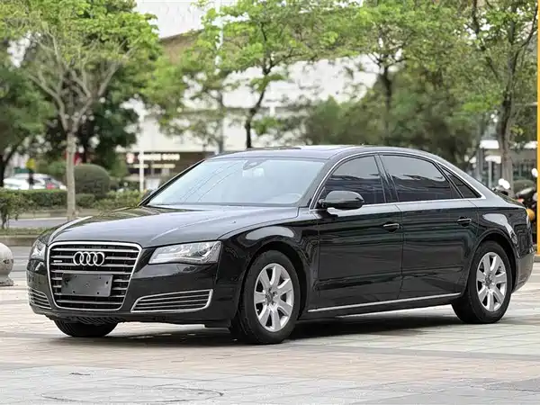 Audi A8 2013