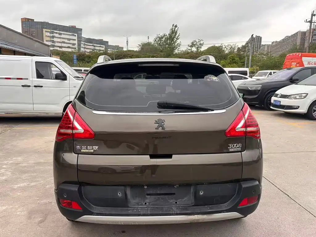 Peugeot 3008 2014 — фото 11