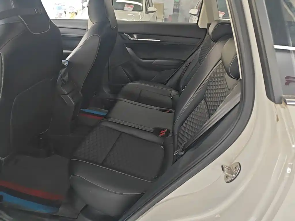Skoda Kamiq 2021 — фото 17