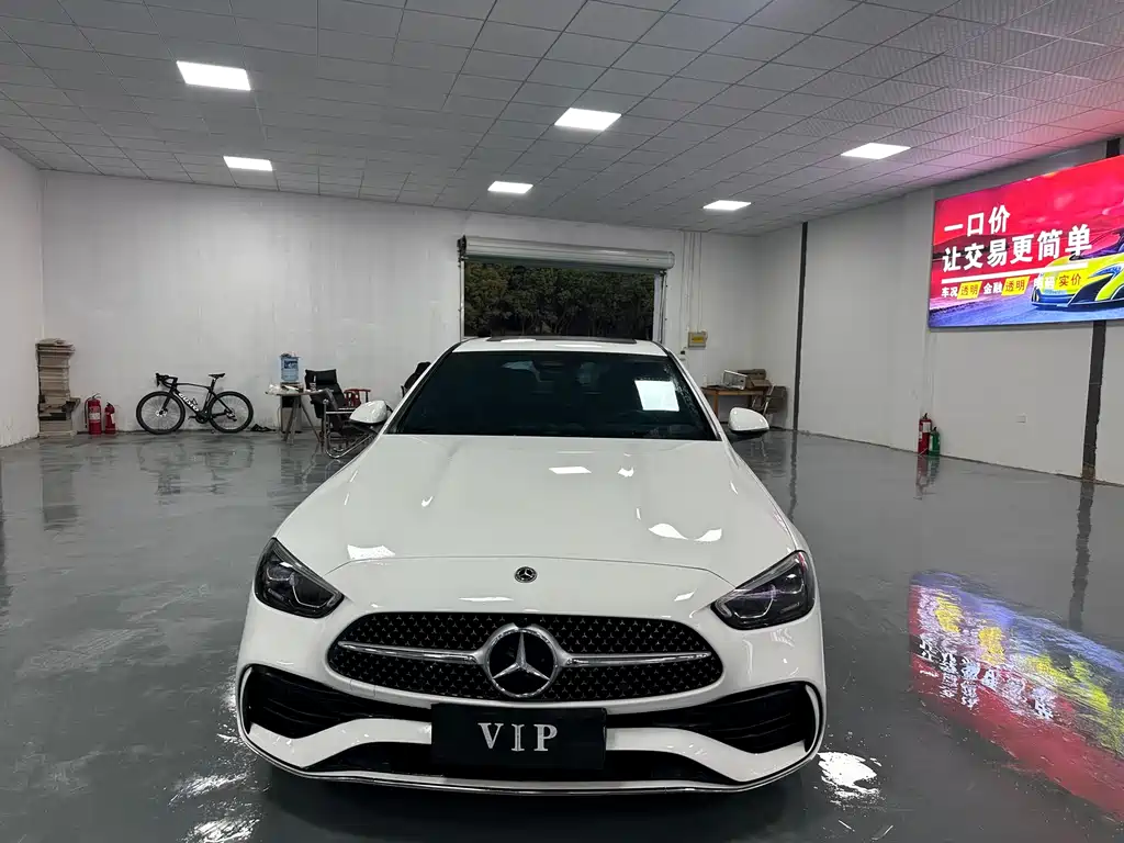 Mercedes-Benz C-Class 2023 — фото 2