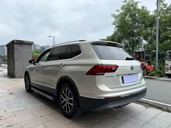 Volkswagen Tiguan L 2018