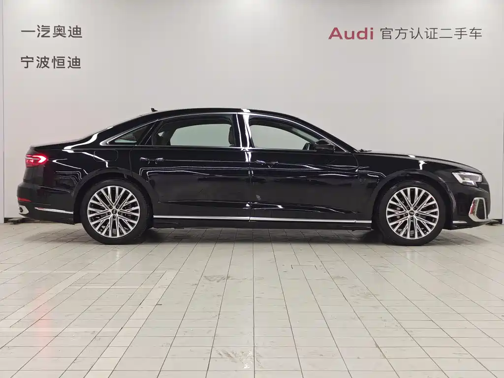 Audi A8 2024 — фото 3