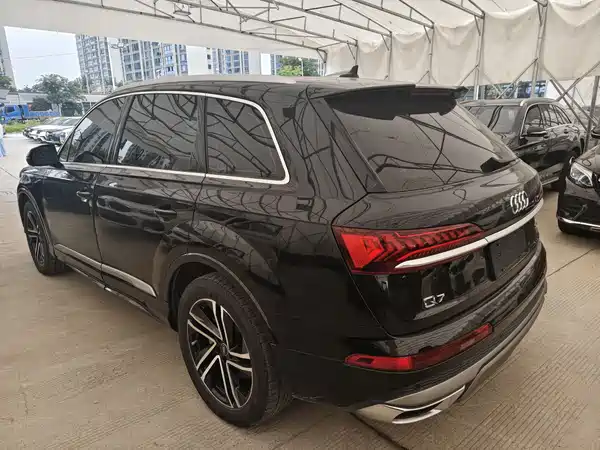 Audi Q7 2022