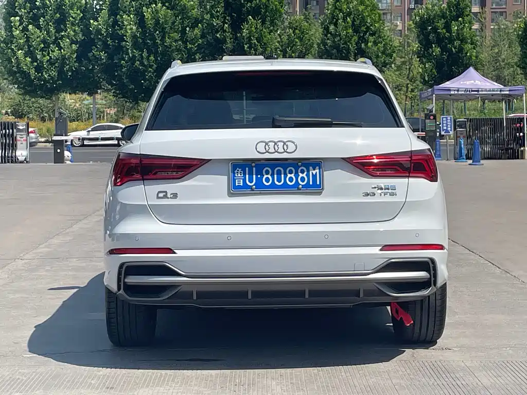 Audi Q3 2022 — фото 11