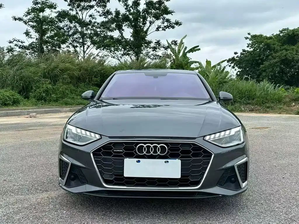 Audi A4L 2021 — фото 3