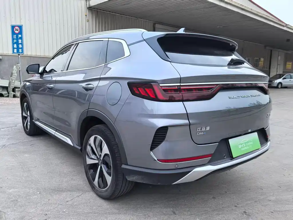 BYD Song PLUS New Energy 2023 — фото 8