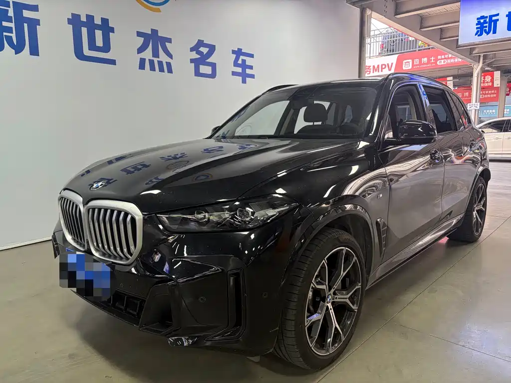 BMW X5 2025 — фото 1
