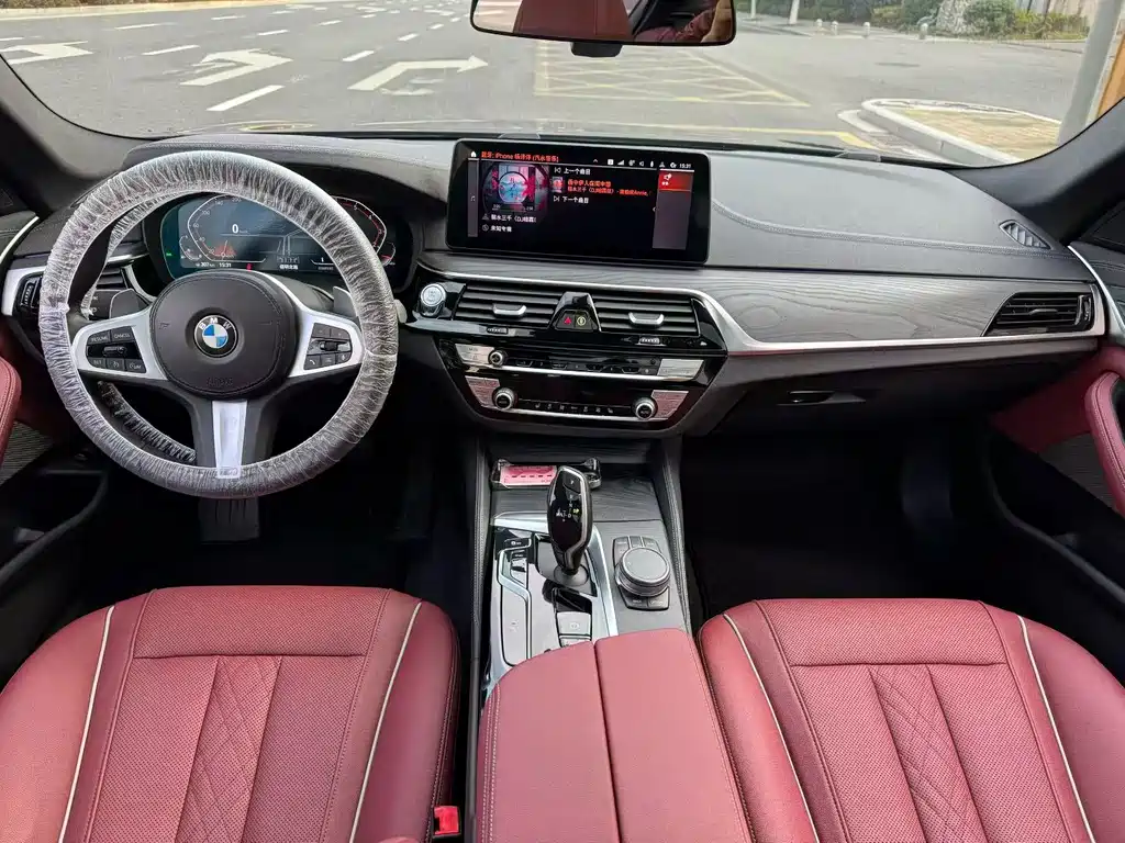 BMW 5 Series 2020 — фото 4