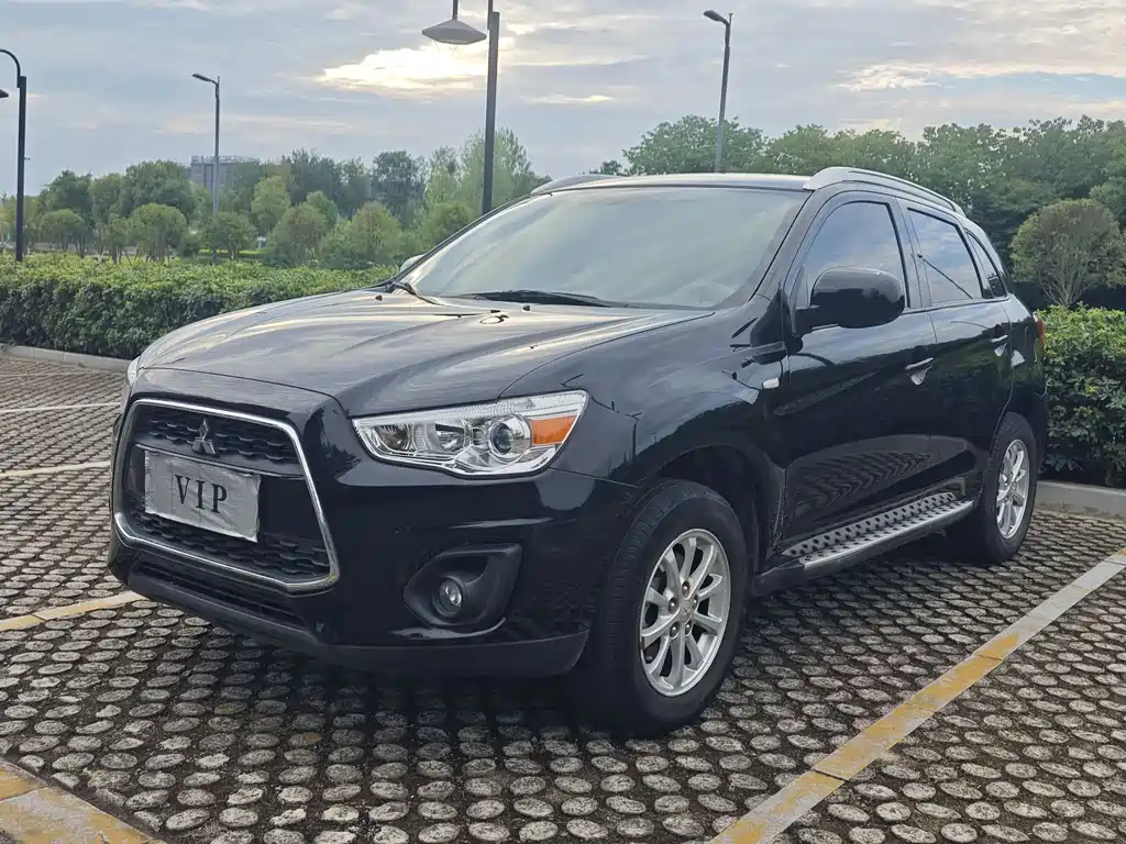 Mitsubishi ASX 2015