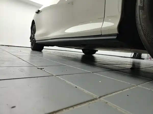 IM Motors L6 2025