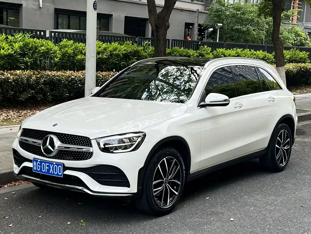 Mercedes-Benz GLC 2021 — фото 1