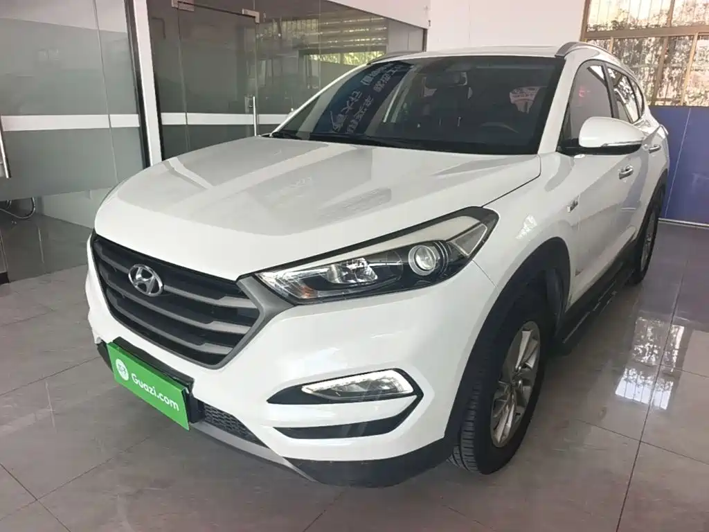 Hyundai Tucson 2016 — фото 2