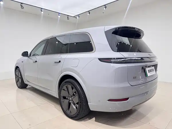 Li Auto L9 2025