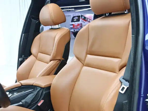 BMW M5 2006