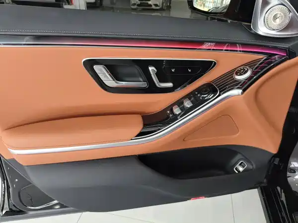 Mercedes-Benz S-Class 2025