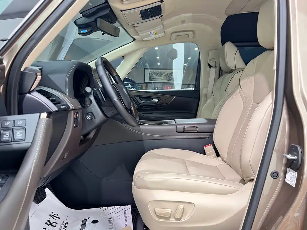 Toyota Alphard 2025 — фото 14