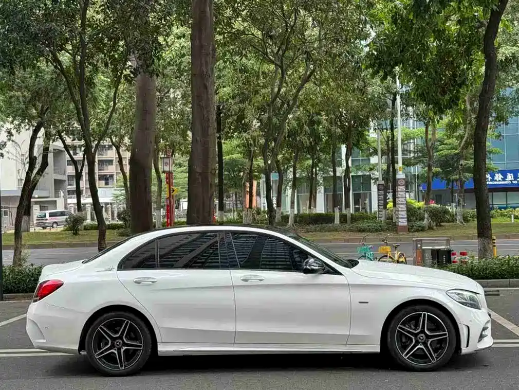 Mercedes-Benz C-Class 2020 — фото 4