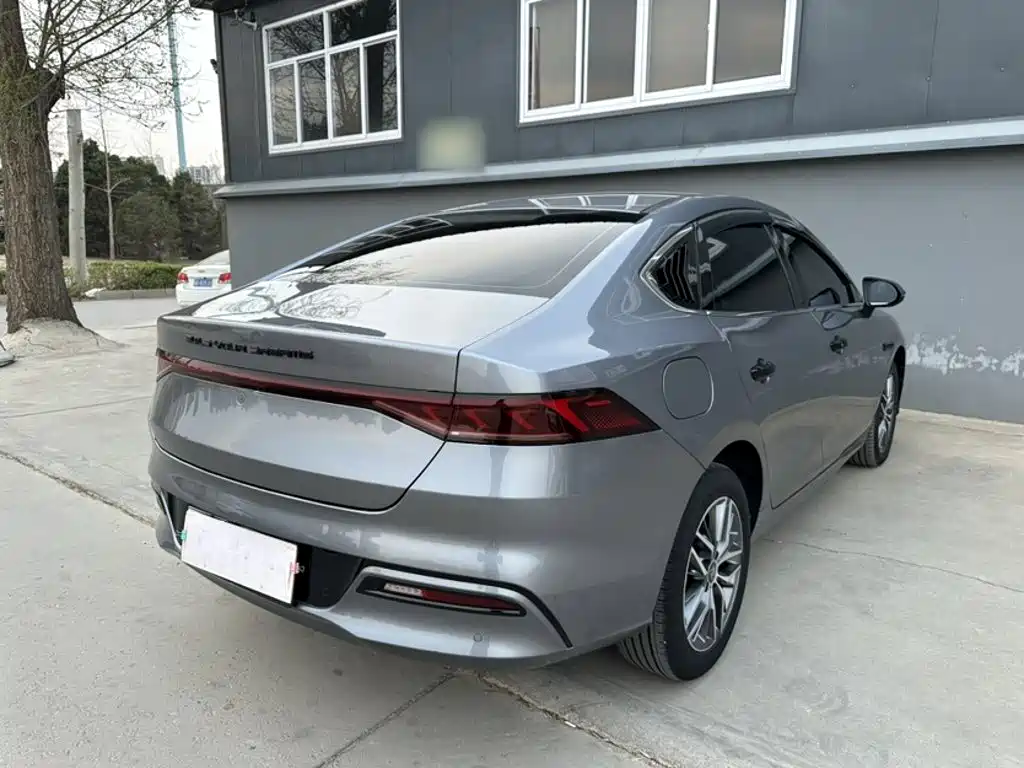 BYD Qin PLUS 2023 — фото 23