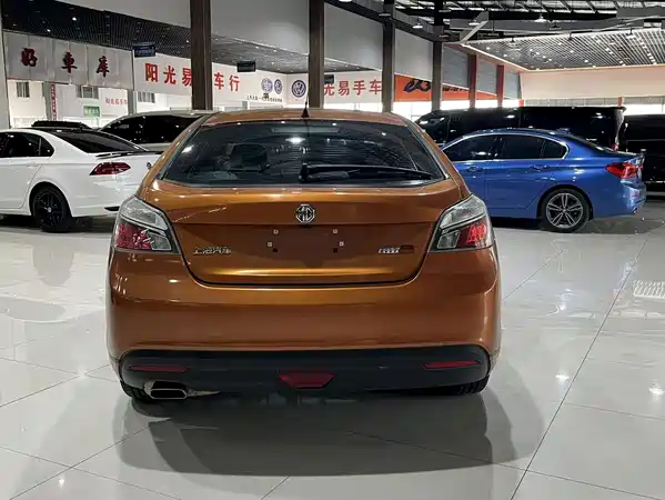 MG MG6 2012