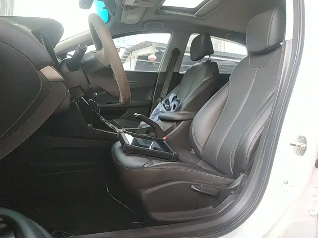 Buick Excelle GT 2021 — фото 15