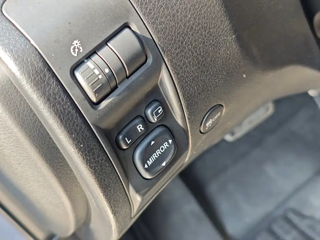 Subaru Forester 2011 — фото 16