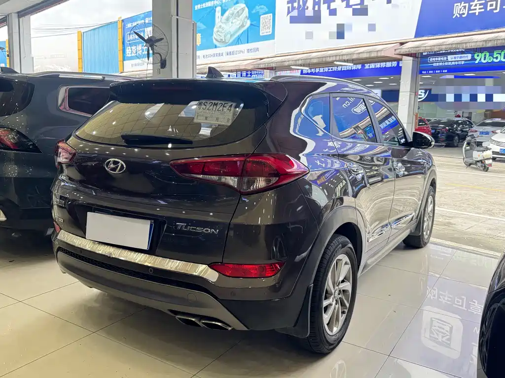 Hyundai Tucson 2016 — фото 15