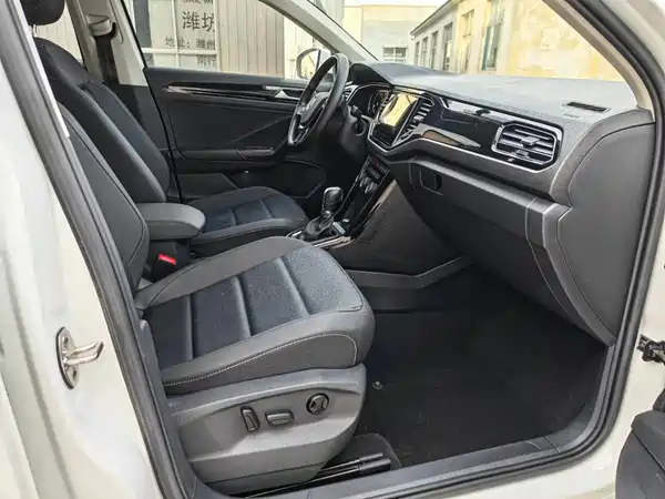 Volkswagen T-Roc 2022